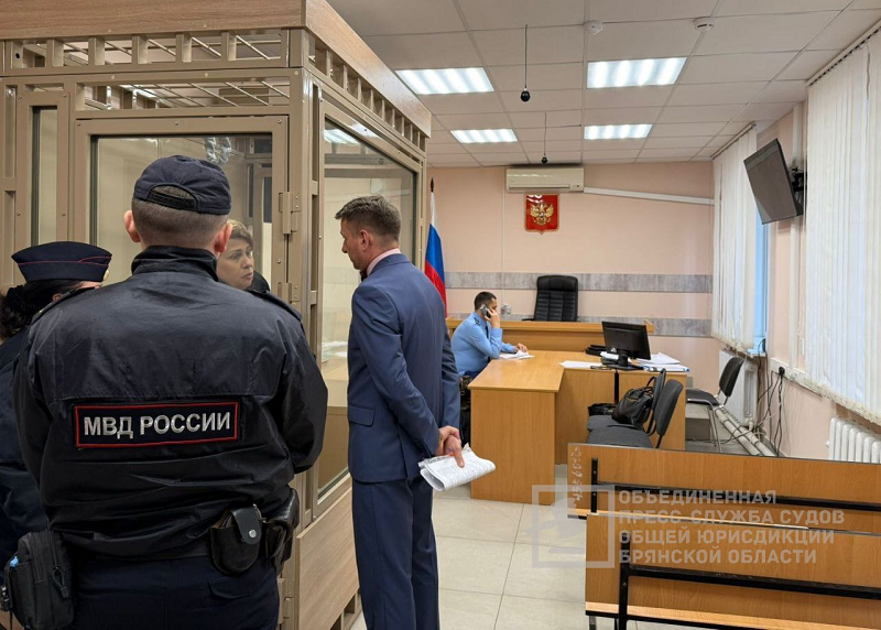 Брянский фонд «Защитники Отечества» «осиротел»: Елена Антощенко отправлена в СИЗО по делу о 25 эпизодах мошенничества с использованием служебного положения