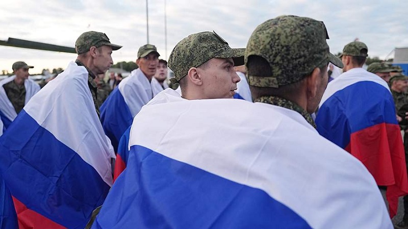 Россия и Украина впервые за месяц обменялись пленными по формуле «146 на 146»