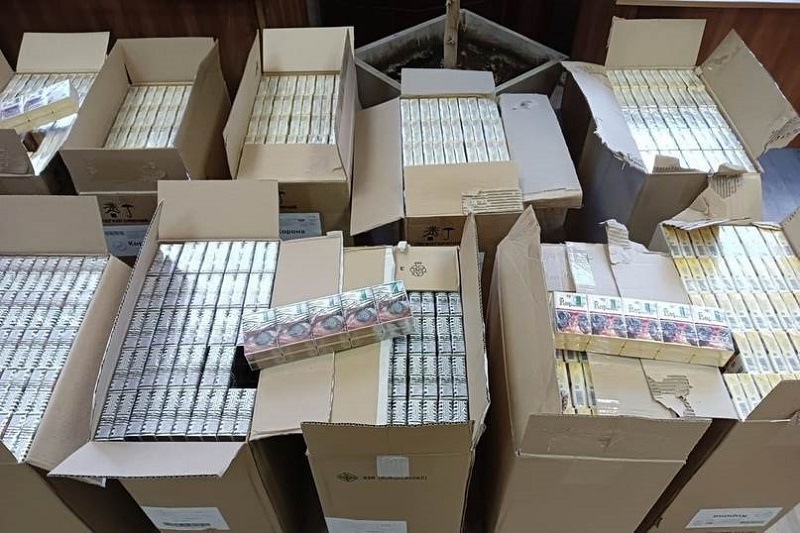 Погарский предприниматель попал на полумиллионный штраф за белорусские сигареты