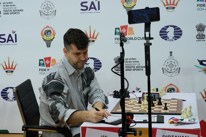 «Нигде таких ужасных условий, как в Индии, я не видел» — Ян Непомнящий после вылетf с Кубка мира