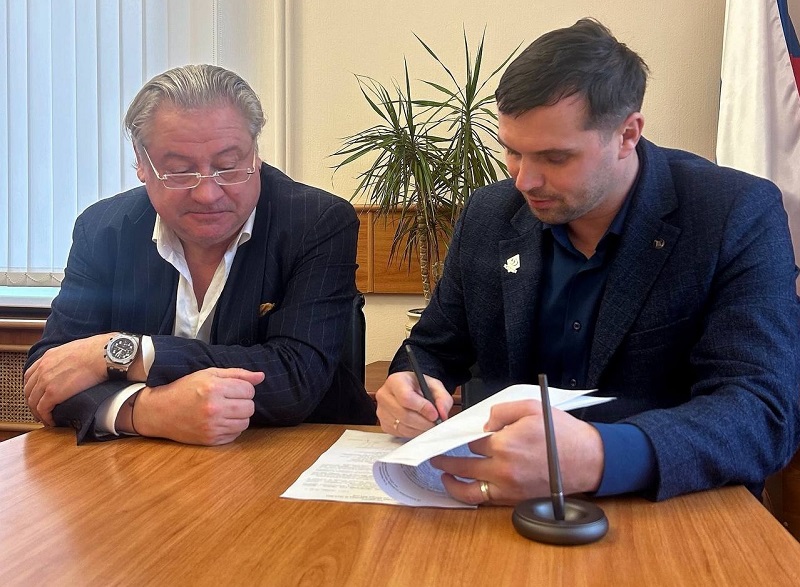 Андрей Канчельскис продлил на год контракт с брянским «Динамо»