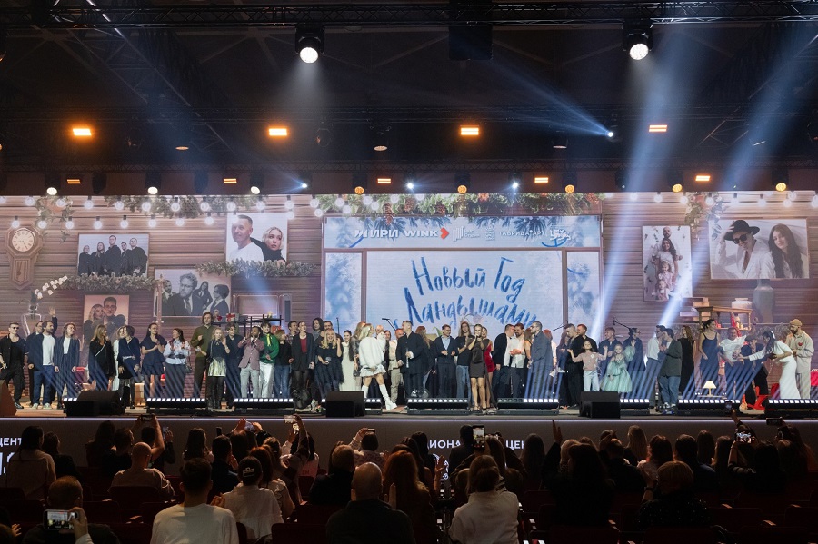 Онлайн-кинотеатры весь январь спасают подарки и Новый год