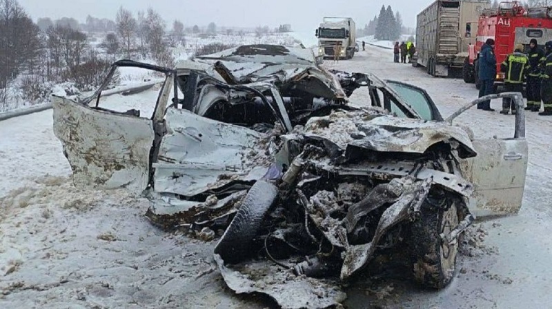 Смерть на трассе под Калугой: погибла семья из Брянска, ехавшая в гости к солдату-срочнику