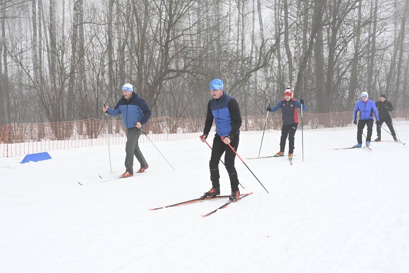 «Отменённая по соображениям безопасности» «Лыжня России» прошла в Брянске как ни в чём не бывало