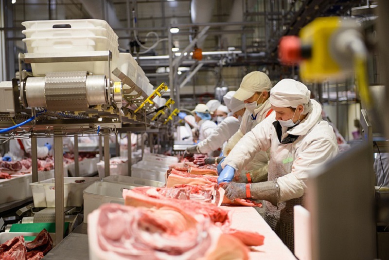 Брянская свинина впервые появилась в меню на Филиппинах