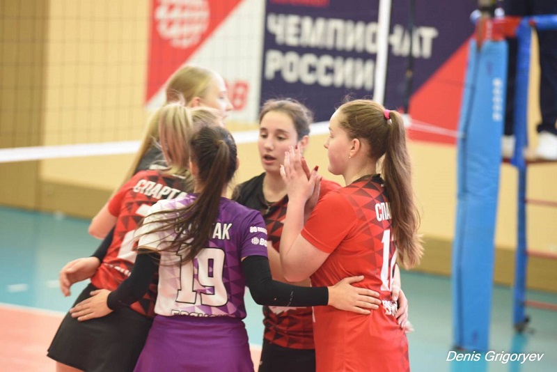 Спартаковки первыми из брянских волейбольных команд вышли в финал