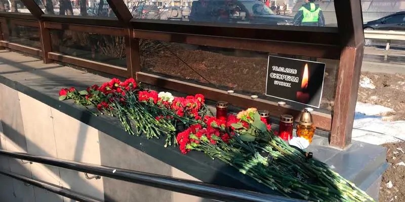 Ракетный удар ВСУ по Брянску унёс ещё одну жизнь, похороны проходят по всей области