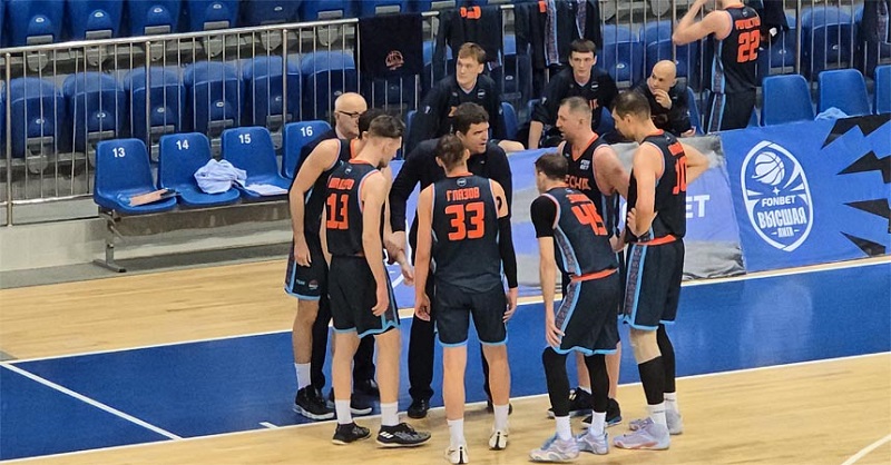 Баскетбольная «Десна» вышла в полуфинал мужской FONBET Высшей лиги