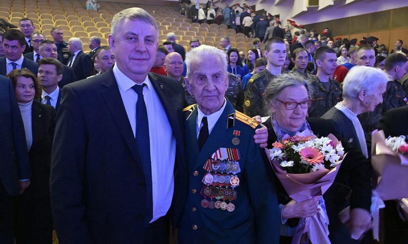 Брянский губернатор поднялся в топ-5 по версии «Медиалогии»