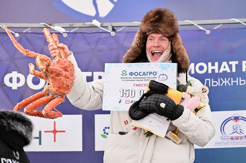 Александр Большунов «раздал крабов» на чемпионате России в Южно-Сахалинске
