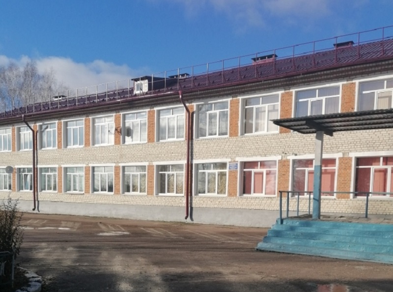 ВСУ методично разносят школу в брянском приграничном селе