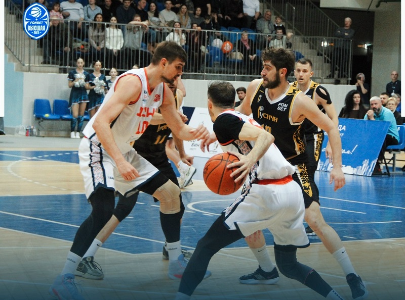 Баскетбольная «Десна» едет в Курск, уступая в финальной серии