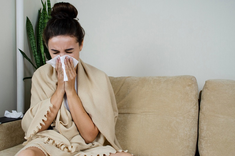 Штамм коронавируса Stratus превращает переболевших в аллергиков — гипотеза