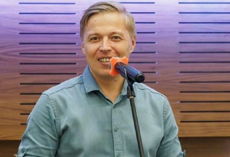 Литстендапер из ВК Александр Райн анонсировал свой концерт в Брянске