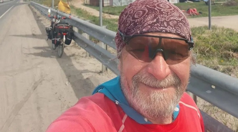 12 тысяч километров на двух колёсах: 61-летний брянский велопутешественник едет во Владивосток