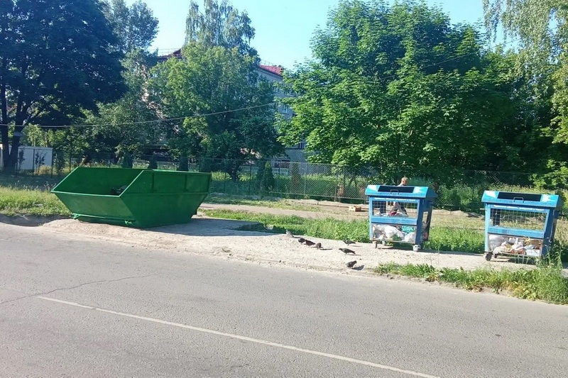 Брянские мусорщики за полгода заменили пять процентов контейнеров по всему региону