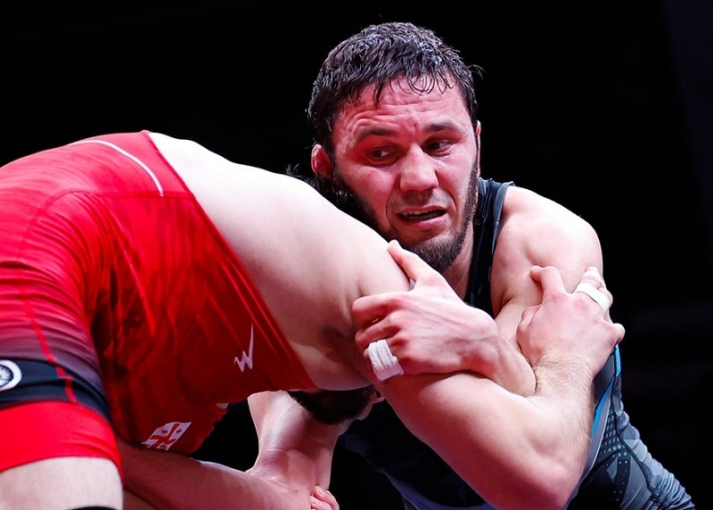 Один против Дагестана: брянский борец-вольник завоевал бронзу чемпионата России