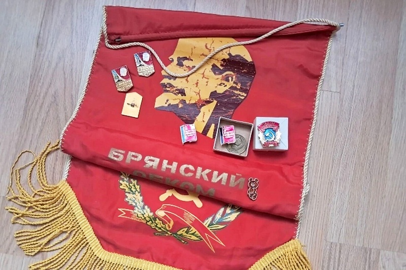 Тайник времён СССР неожиданно нашли в стене завода в Брянске