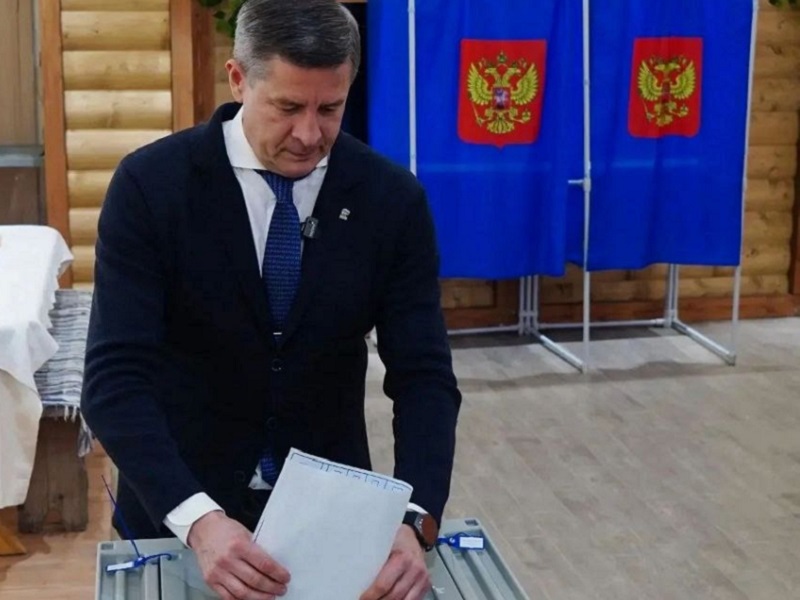 Егор Ковальчук официально больше не считается и.о. губернатора Брянской области