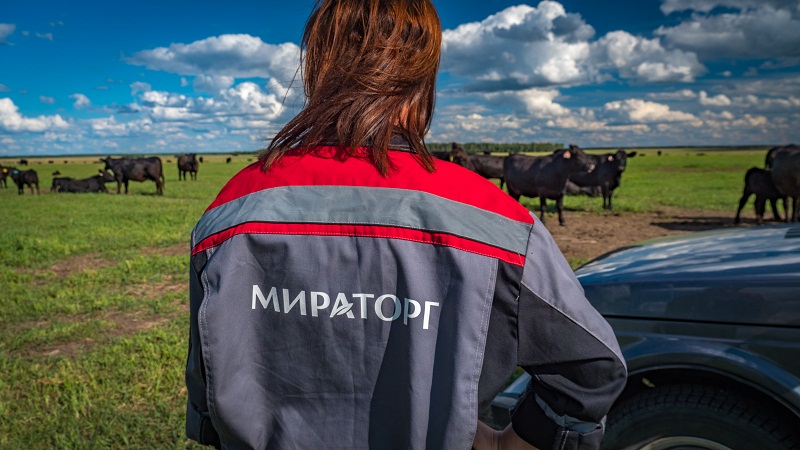 Самые счастливые сотрудники: «Мираторг» выяснил, кому работа в понедельник приносит счастье